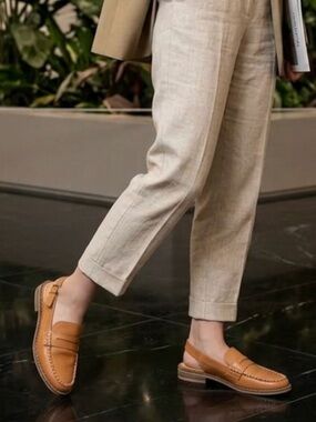 NWT KAYLEEN By Los Angeles Camel Slip-On Loafers